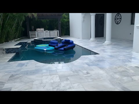 Slippery Pool Deck / Durable Non Slip Application