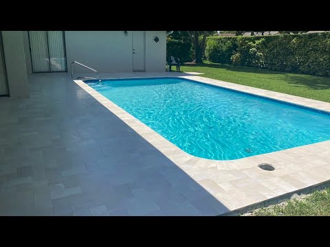 Slippery Travertine Coral Springs / Slippery Marble Deck