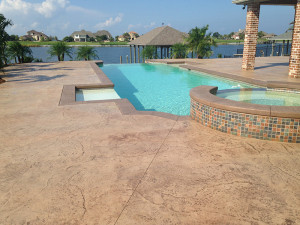 ANTI SLIP APPLICATION - STAMPED CONCRETE - 2014-08-08 09.34.39-800