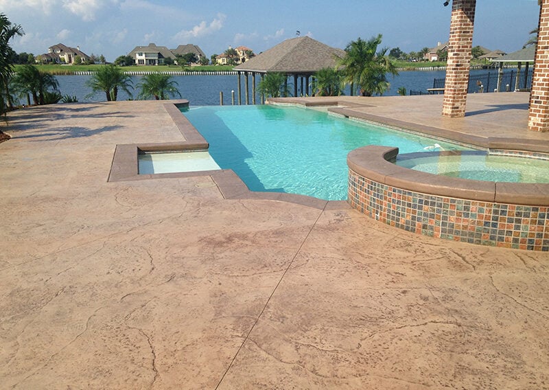 ANTI SLIP APPLICATION - STAMPED CONCRETE - 2014-08-08 09.34.39-800
