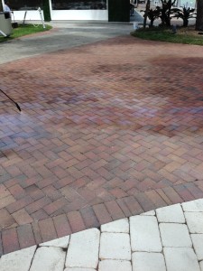 CLEANING & SEALING PAVERS