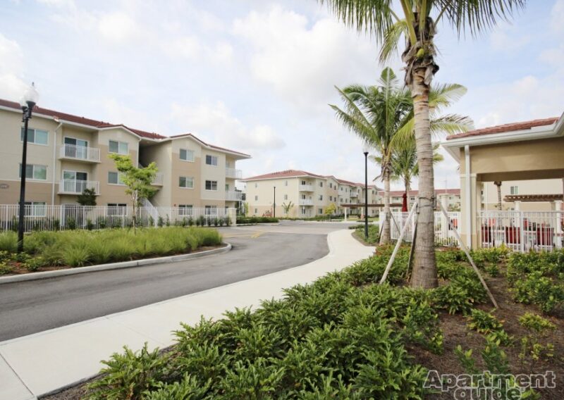 Alta Mira Apartments, Miami, FL