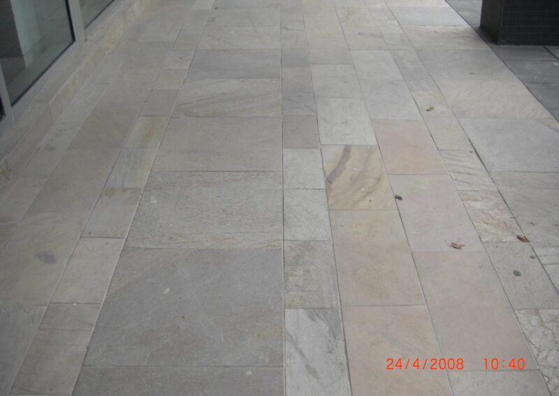 Ext Quartzite - Before