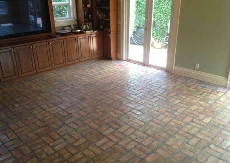 Interior Chicago Brick Before