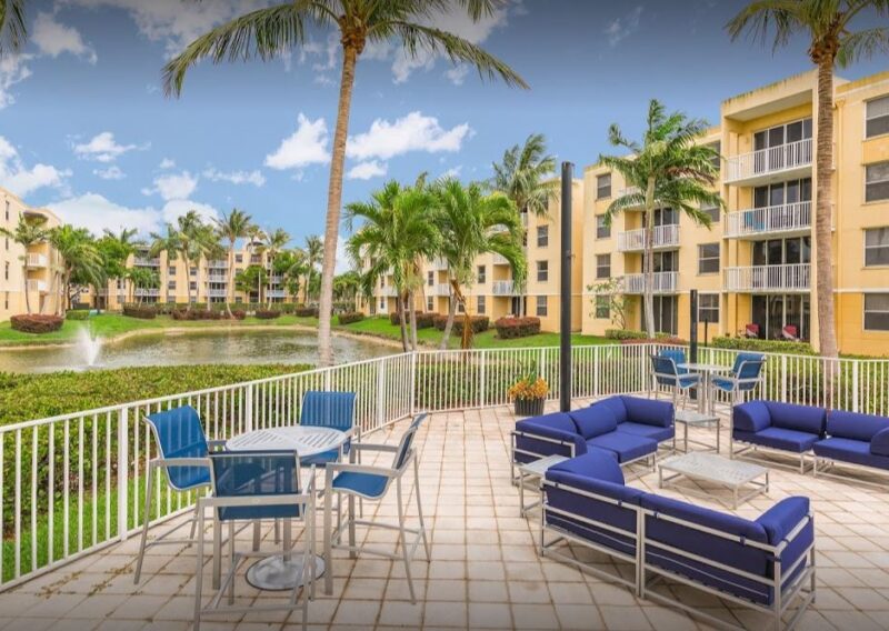 Beach Walk at Sheridan Apts - Dania, FL