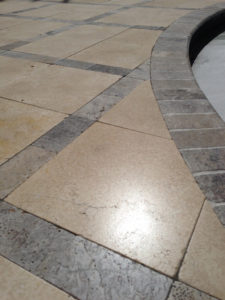 Close Up: Brings out natural beauty of stone