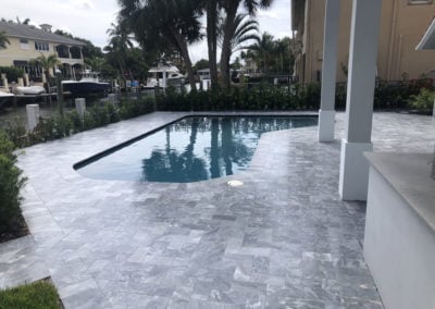 Gray Travertine Enhances Color